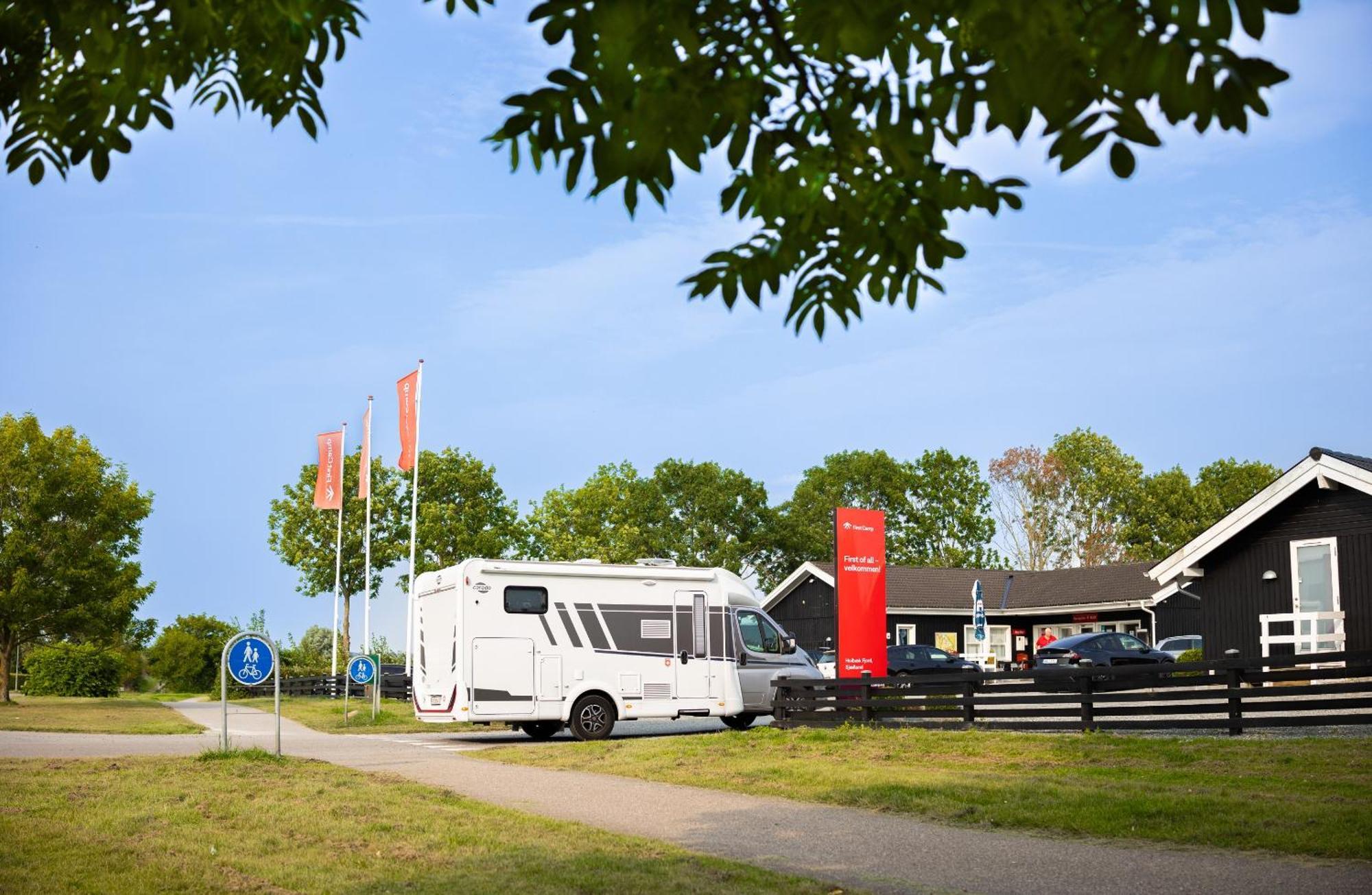 מלון First Camp Holbaek Fjord מראה חיצוני תמונה
